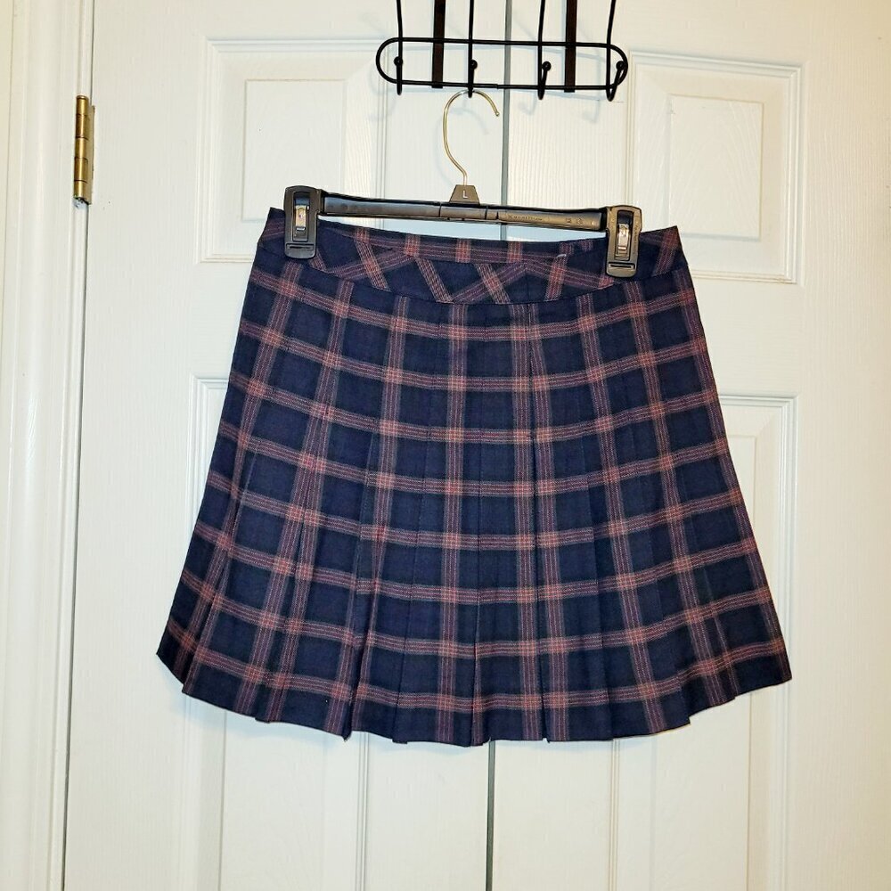 QMack 2pc Navy/Black/Red Plaid Blazer w/Matching Mini Pleated Skirt, Small - Picture 3 of 9